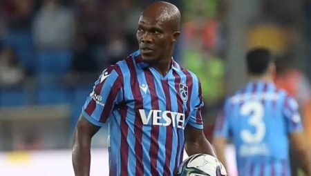 Göztepe’yi Ozan Tufan ve Zubkov’un golleriyle yenip G.Saray’ın rakibi oldu