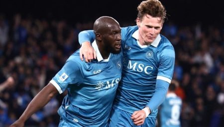 Scott McTominay yıldızlaştı: Napoli, kendi konutunda Empoli’yi affetmedi!