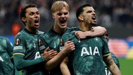 Tottenham Almanya’da yarı final biletini kaptı!