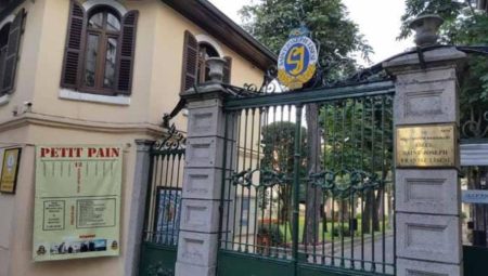 Özel Saint-Joseph Fransız Lisesi yöneticilerinden velilere teklif: ‘Okulu yaşayarak seçin’